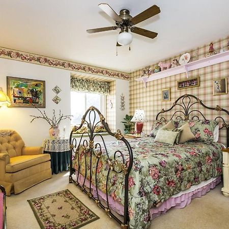 Matthews Manor Bed & Breakfast Экстерьер фото