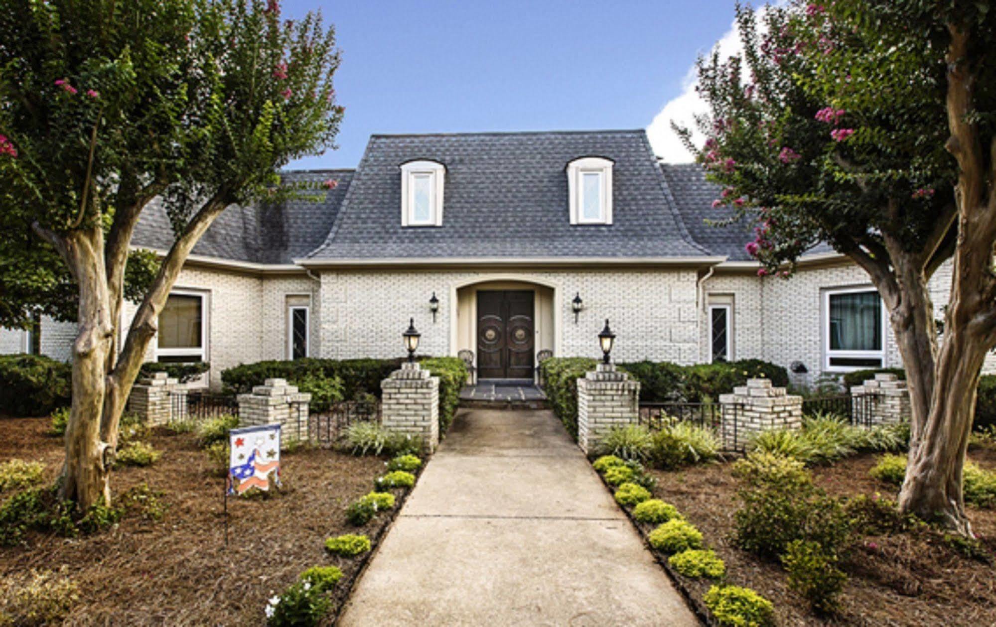 Matthews Manor Bed & Breakfast Экстерьер фото